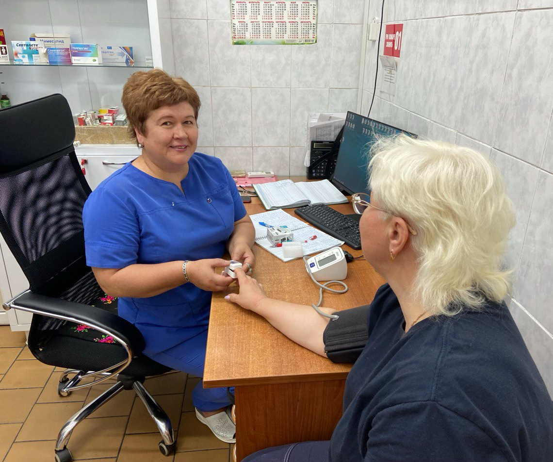 Без отрыва от производства: алексинские стекольщики прошли диспансеризацию на работе